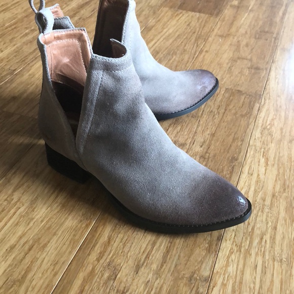 Jeffery Campbell muskrat cutout boots size 6 - Picture 3 of 5